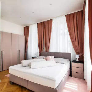 https://dcbhapartments.vienna-besthotels.com